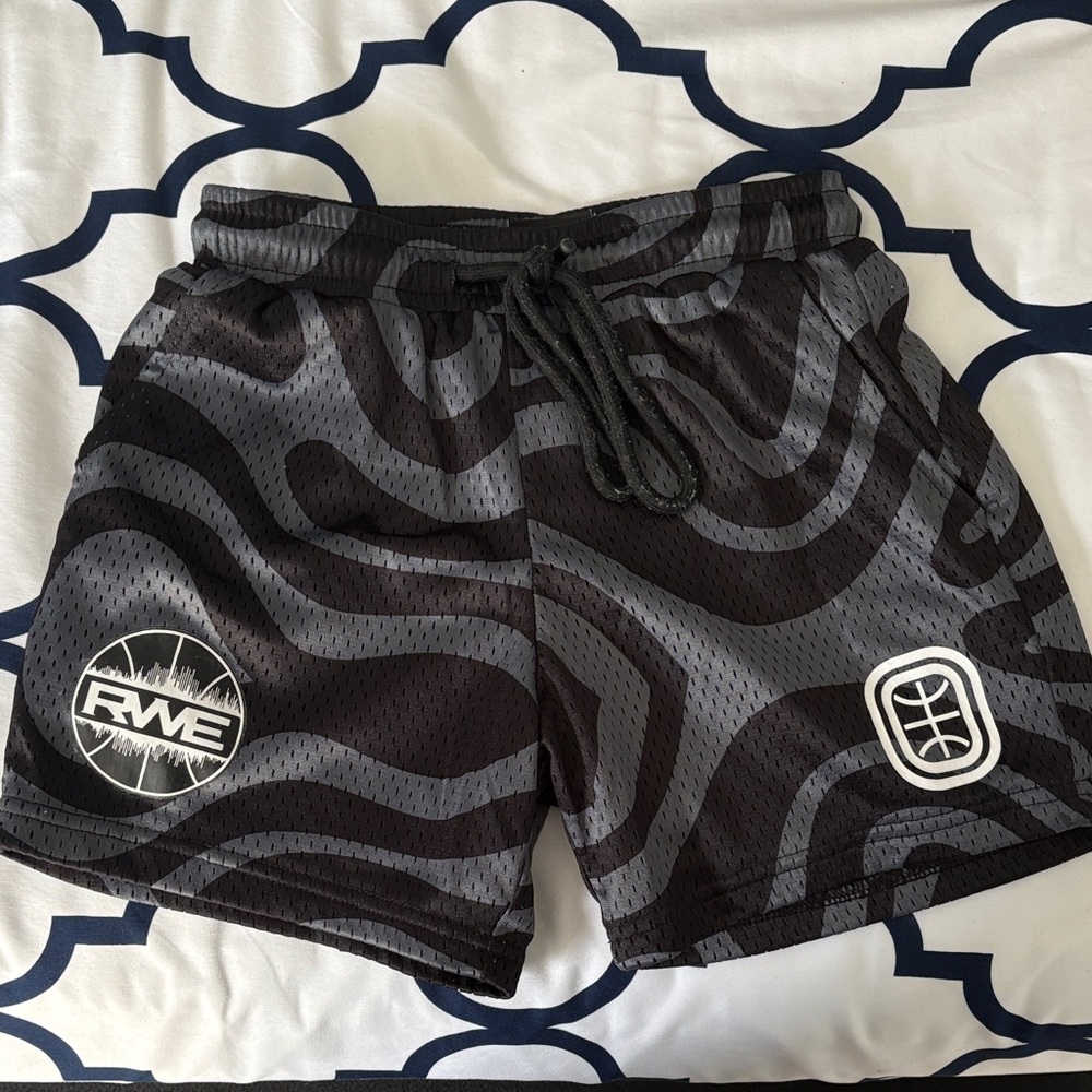 Boys overtime Black and Gray Patterned Shorts